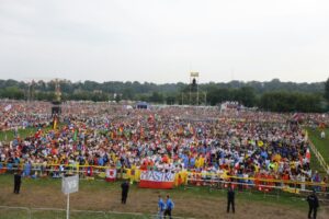 26.07.2016. Inauguracja Światowych Dni Młodzieży. Msza święta na krakowskich Błoniach / Wojciech Habdas / Radio Kielce