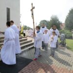 29.06.2016. W miejscowości Leńcze koło Krakowa mieszka 350 pielgrzymów z diecezji kieleckiej / Wojciech Habdas / Radio Kielce