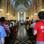 29.06.2016. W miejscowości Leńcze koło Krakowa mieszka 350 pielgrzymów z diecezji kieleckiej / Wojciech Habdas / Radio Kielce