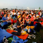 30.07.2016. Modlitewne czuwanie uczestników Światowych Dni Młodzieży w Brzegach z udziałem papieża Franciszka / Wojciech Habdas / Radio Kielce