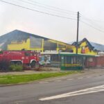 14.07.2016. Pożar Biedronki w Ostrowcu Św. / Kalina Łabuz-Bębas / Radio Kielce