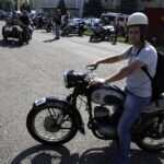 X Świętokrzyski Zlot Motocykli SHL i Pojazdów Zabytkowych w Miedzianej Górze (20 sierpnia 2016) / Jarosław Kubalski / Radio Kielce