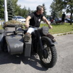 X Świętokrzyski Zlot Motocykli SHL i Pojazdów Zabytkowych w Miedzianej Górze (20 sierpnia 2016) / Jarosław Kubalski / Radio Kielce