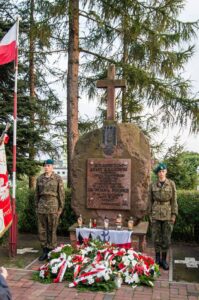 Ostrowiec upamiętnił 72. rocznicę wybuchu Powstania Warszawskiego (1 sierpnia 2016 r.) / Kalina Łabuz - Bębas / Radio Kielce