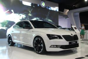 13.08.2016 Skoda Superb / Robert Felczak / Radio Kielce