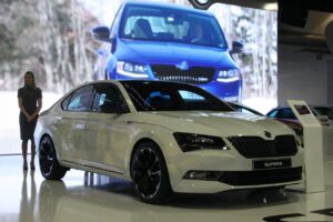 13.08.2016 Skoda Superb / Robert Felczak / Radio Kielce