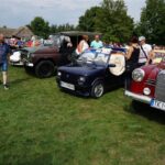 21.08.2016 Tokarnia. Zlot zabytkowych pojazdów / Daniel Lenart / Radio Kielce