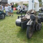 21.08.2016 Tokarnia. Zlot zabytkowych pojazdów / Daniel Lenart / Radio Kielce