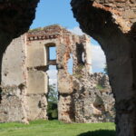 25.08.2016. Wakacje z duchami historii. Ruiny zamku w Bodzentynie / Krzysztof Bujnowicz / Radio Kielce