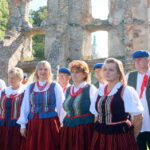 25.08.2016. Wakacje z duchami historii. Ruiny zamku w Bodzentynie / Krzysztof Bujnowicz / Radio Kielce