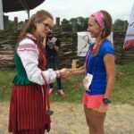 06.08.2016. Biegi rozpoczęły jubileuszowe Dymarki / Monika Miller / Radio Kielce