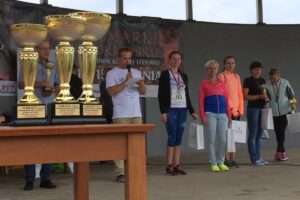 06.08.2016. Biegi rozpoczęły jubileuszowe Dymarki / Monika Miller / Radio Kielce