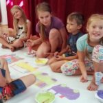 03.08.2016. "Wakacje - pociąg do kultury" - zajęcia dla dzieci w Centrum Kultury w Pińczowie / Kamil Włosowicz / Radio Kielce