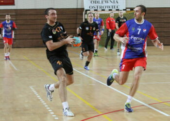 14. kolejka I ligi piłkarzy ręcznych: KSZO Odlewnia Ostrowiec - Gwardia Opole / Kamil Król / Radio Kielce