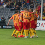 06.08.2016. 4. kolejka LOTTO Ekstraklasy: Korona Kielce - Lech Poznań. Radość piłkarzy Korony po zdobyciu pierwszej bramki / Kamil Król / Radio Kielce