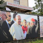 10.08.2016. Zapowiedź wystawy "Światowe Dni Młodzieży w obiektywie fotoreporterów Polskiego Radia Kielce” / Kamil Król / Radio Kielce