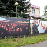 10.08.2016. Zapowiedź wystawy "Światowe Dni Młodzieży w obiektywie fotoreporterów Polskiego Radia Kielce” / Kamil Król / Radio Kielce