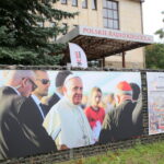 10.08.2016. Zapowiedź wystawy "Światowe Dni Młodzieży w obiektywie fotoreporterów Polskiego Radia Kielce” / Kamil Król / Radio Kielce