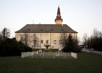 05.04.2016 Święty Krzyż. Muzeum przyrodnicze. / Jarosław Kubalski / Radio Kielce