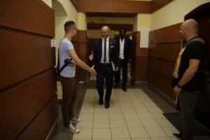 01.08.2016 Kielce. Przedtstawiciele senegalskiego inwestora, który chce nabyć akcje Korony, Peter Kaluba i Ibrahim Iyane Thiam spotkali się z prezydentem Wojciechem lubawskim / Jarosław Kubalski / Radio Kielce