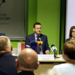 03.08.2016. Spotkanie ministra rozwoju Mateusza Morawieckiego z przedsiębiorcami w KPT / Jarosław Kubalski / Radio Kielce