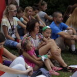 05.08.2016 Wiślica. Pielgrzym na Jasną Górę zebrali się przy kolegiacie, by uczestniczyć w nabożeństwie. / Jarosław Kubalski / Radio Kielce