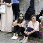 05.08.2016 Wiślica. Pielgrzym na Jasną Górę zebrali się przy kolegiacie, by uczestniczyć w nabożeństwie. / Jarosław Kubalski / Radio Kielce