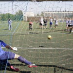 09.08.2016 Kielce. Wakacje z futbolem. Finał liceów. Rzuty karne. / Jarosław Kubalski / Radio Kielce