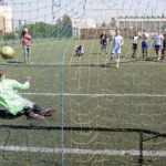09.08.2016 Kielce. Wakacje z futbolem. Finał liceów. Rzuty karne. / Jarosław Kubalski / Radio Kielce