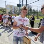 09.08.2016 Kielce. Wakacje z futbolem.  nagrody indywidualne. Artur Skowroński, najlepszy zawodnik grupy liceów. / Jarosław Kubalski / Radio Kielce