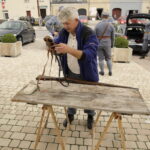 11.08.2016 Chęciny. Przygotowania do pikniku historycznego. / Jarosław Kubalski / Radio Kielce