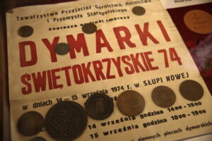 11.08.2016 Wólka Milanowska. Konferencja przed festynem archeologicznym Dymarki Świętokrzyskie. / Radio Kielce