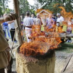 13.08.2016 Nowa Słupia. Festyn archeologiczny Dymarki Świętokrzyskie. / Jarosław Kubalski / Radio Kielce