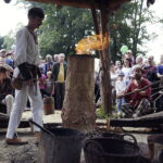 13.08.2016 Nowa Słupia. Festyn archeologiczny Dymarki Świętokrzyskie. / Jarosław Kubalski / Radio Kielce