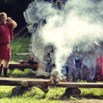 13.08.2016 Nowa Słupia. Festyn archeologiczny Dymarki Świętokrzyskie. / Jarosław Kubalski / Radio Kielce