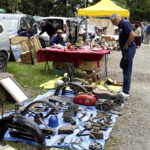 13.08.2016 Kielce. Giełda kolekcjonerska przed WDK. / Jarosław Kubalski / Radio Kielce