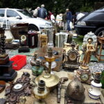 13.08.2016 Kielce. Giełda kolekcjonerska przed WDK. / Jarosław Kubalski / Radio Kielce