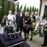 13.08.2016 Cedzyna. Pogrzeb dziennikarki Radia Kielce Zdzisławy Wierciakowej. / Radio Kielce
