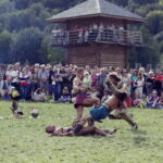 15.08.2016 Nowa Słupia. Dymarki Świętokrzyskie. Pokaz walki gladiatorów. / Jarosław Kubalski / Radio Kielce