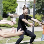 18.08.2016 Kielce. Próba plenerowa aktorów Teatru im. Stefana Żeromskiego do spektaklu Kieł. / Jarosław Kubalski / Radio Kielce