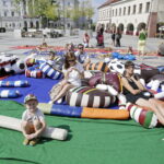 20.08.2016 Kielce. Rynek. Festiwal Hura Art zorganizowany dla dzieci przez Teatr Kubuś. / Jarosław Kubalski / Radio Kielce