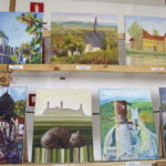 20.08.2016 Chęciny. Wernisaż poplenerowej wystawy malarskiej. "Chęcińskie pocztówki". / Jarosław Kubalski / Radio Kielce