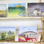 20.08.2016 Chęciny. Wernisaż poplenerowej wystawy malarskiej. "Chęcińskie pocztówki". / Jarosław Kubalski / Radio Kielce