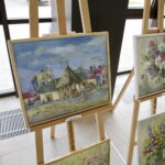 20.08.2016 Chęciny. Wernisaż poplenerowej wystawy malarskiej. "Chęcińskie pocztówki". / Jarosław Kubalski / Radio Kielce