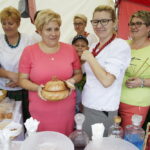 21.08.2016 Bieliny. Dożynki w deszczu. / Jarosław Kubalski / Radio Kielce