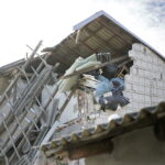 23.08.2016 Nowa Słupia. Wybuch butli z gazem zniszczył dom. Poszkodowane zostało małe dziecko. / Jarosław Kubalski / Radio Kielce