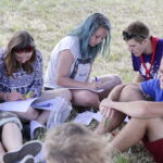 25.08.2016 Podzamcze Chęcińskie. Harcerze podczas różnych zajęć. Ogólnopolski zlot harcerski Wędrowna Watra. / Jarosław Kubalski / Radio Kielce