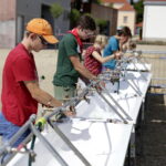 25.08.2016 Podzamcze Chęcińskie. Harcerze podczas różnych zajęć. Ogólnopolski zlot harcerski Wędrowna Watra. / Jarosław Kubalski / Radio Kielce