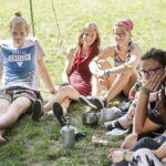 25.08.2016 Podzamcze Chęcińskie. Harcerze podczas różnych zajęć. Ogólnopolski zlot harcerski Wędrowna Watra. / Jarosław Kubalski / Radio Kielce