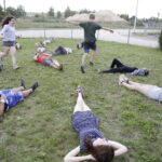 25.08.2016 Podzamcze Chęcińskie. Harcerze podczas różnych zajęć. Ogólnopolski zlot harcerski Wędrowna Watra. / Jarosław Kubalski / Radio Kielce